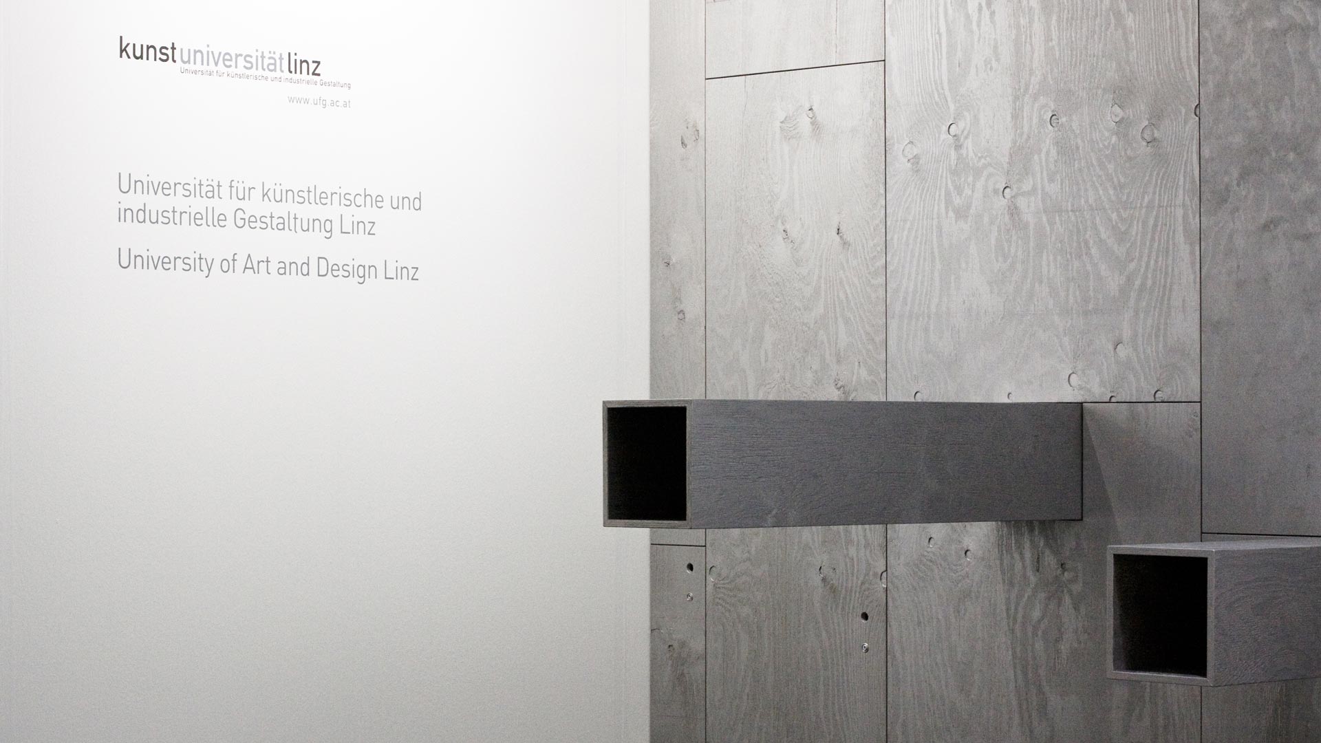 VIENNAFAIR – INTERNATIONALE KUNSTMESSE WIEN<br>
MESSESTAND FÜR DIE KUNSTUNIVERSITÄT LINZ